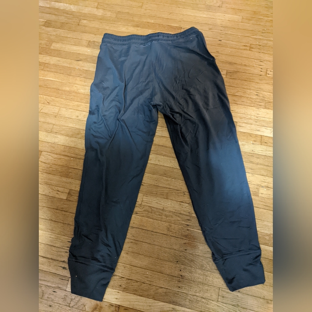 Joggers - Picture 2 of 4